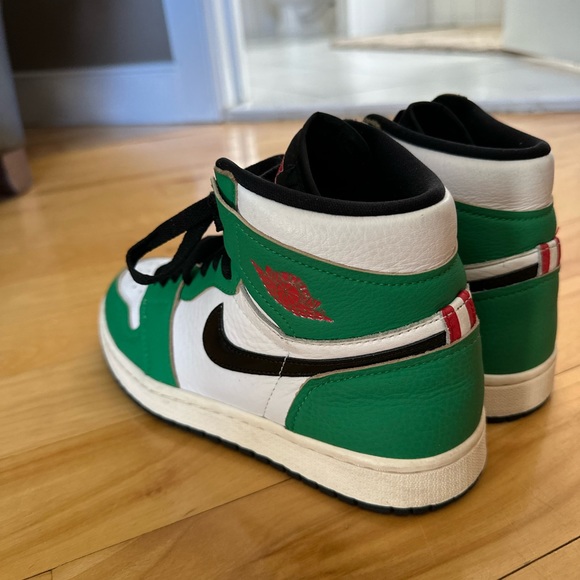 Air Jordan 1 Retro High OG “Lucky Green” - Picture 5 of 14